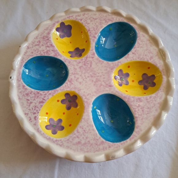 Easter Egg and Deviled Egg Display - Picture 4 of 6